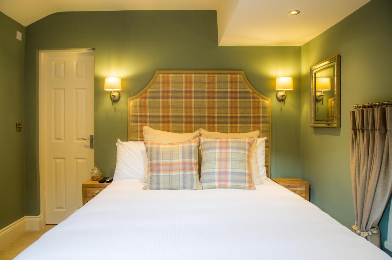Winckley Stays Preston  Extérieur photo A bedroom at The Old parsonage